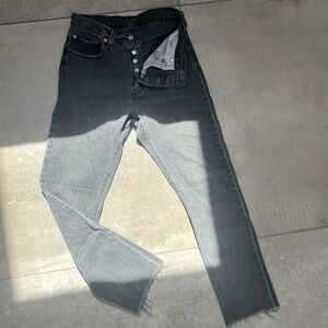 Black Frayed Button fly Levis 501s W 28 L30
